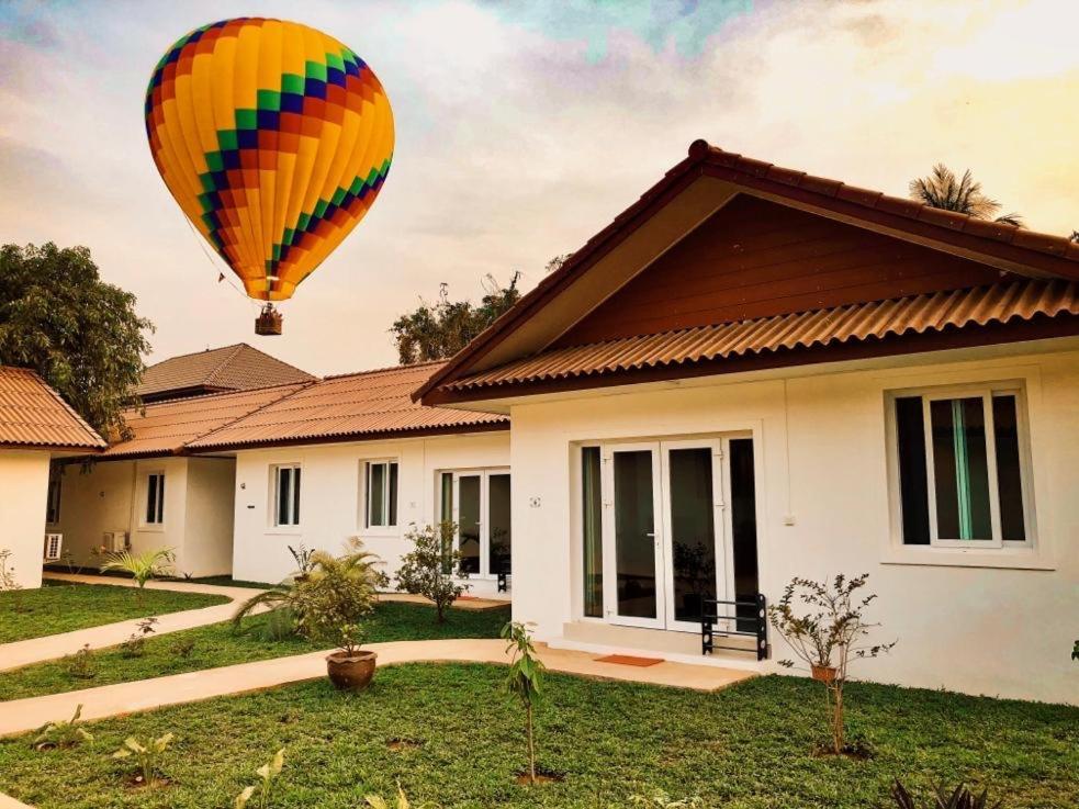 River View Villas Vang Vieng Esterno foto